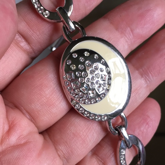 🖤Swarovski💕crystal toggle bracelet - Picture 4 of 15